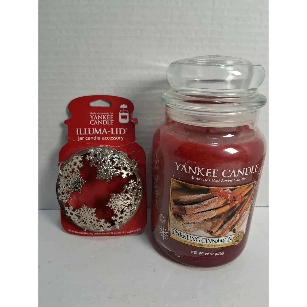 Yankee Candle Sparkling Cinnamon 22oz Jar Candle with Illuma-Lid Topper Seasonal